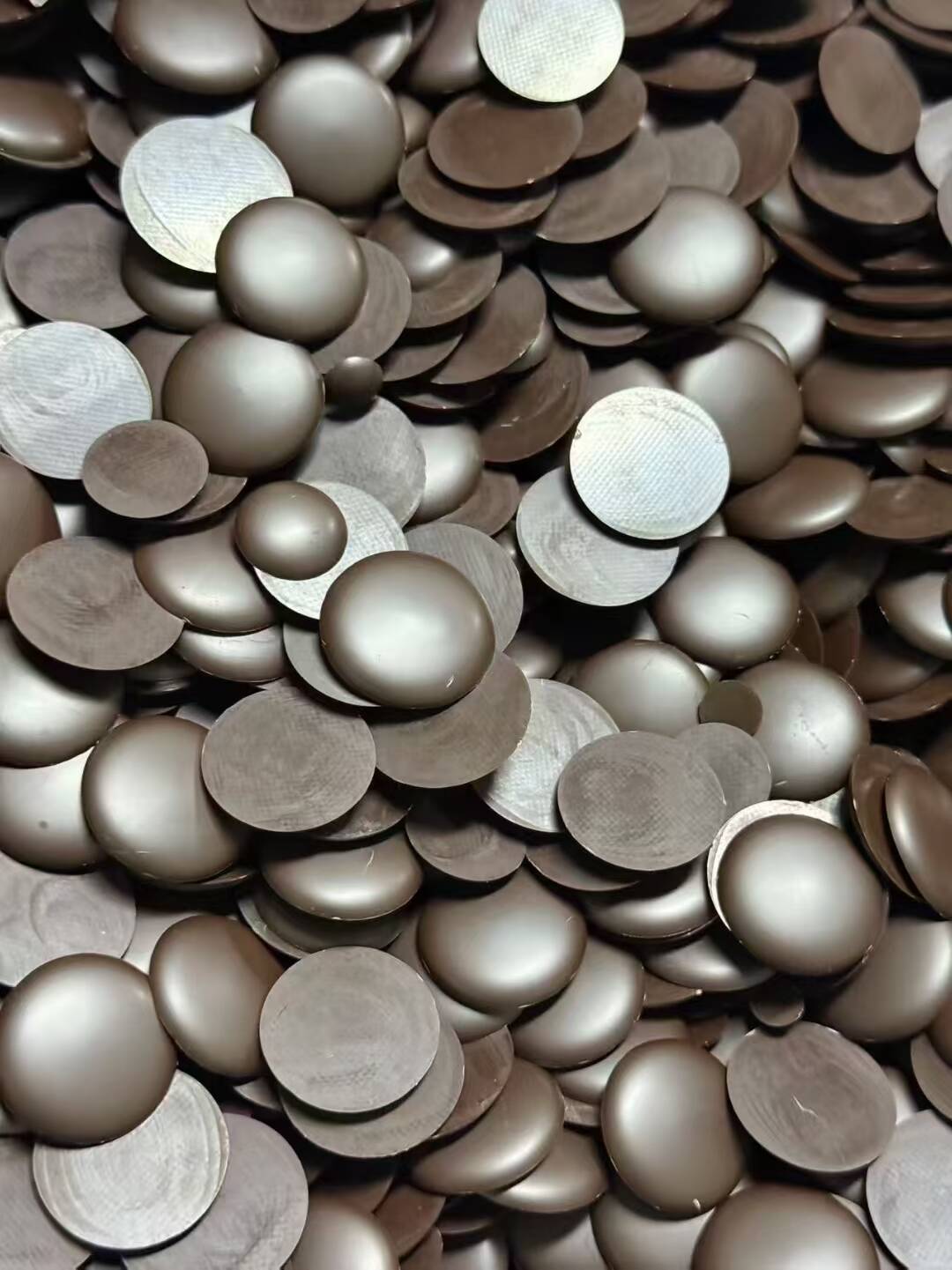純脂巧克力紐扣現(xiàn)貨 55%、58%可定(圖2)